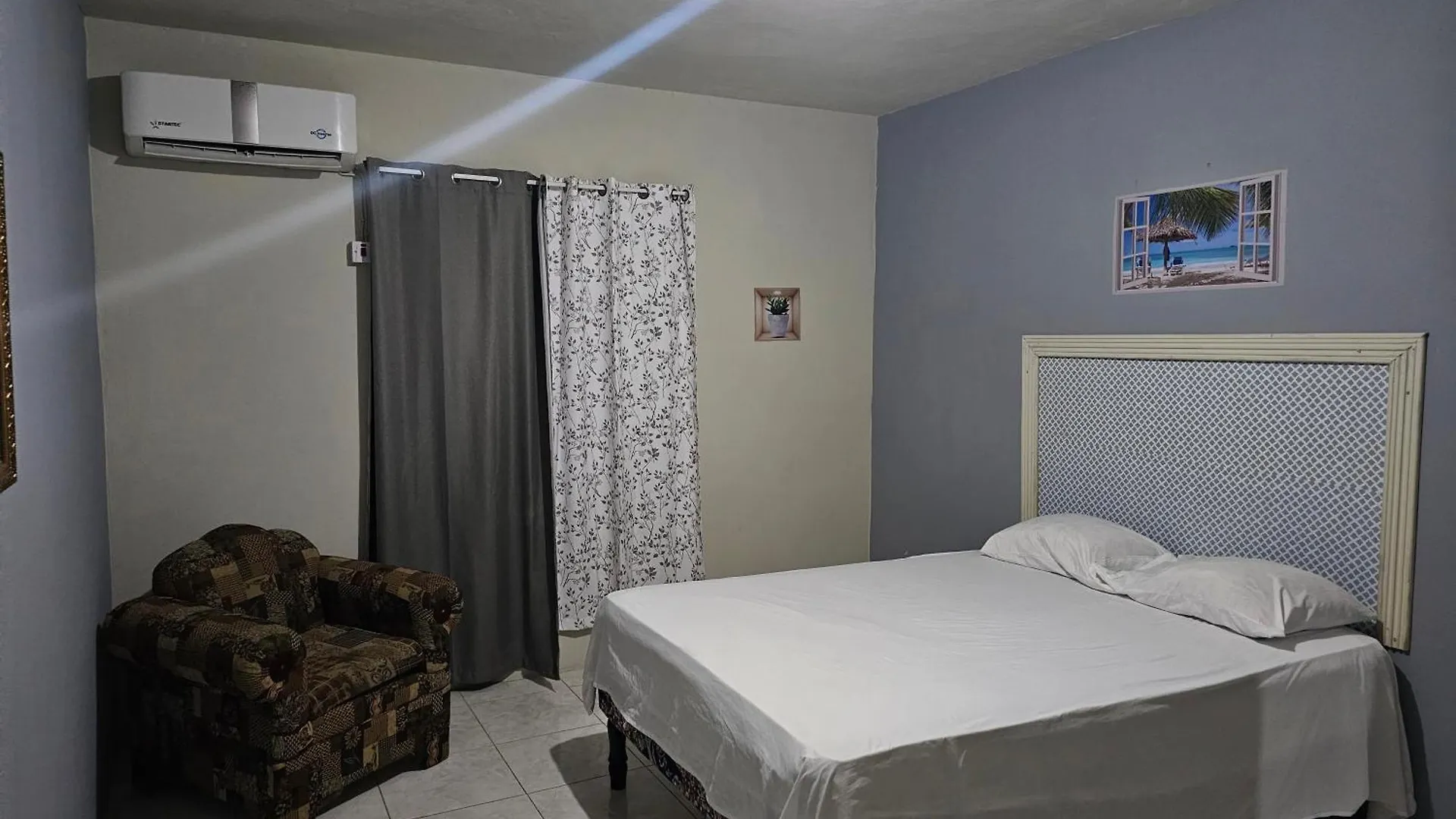 Modern Apt At West Village Montego Bay Jamaica